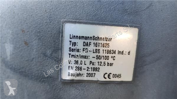 Reservdelar lastbilar DAF Réservoir de...