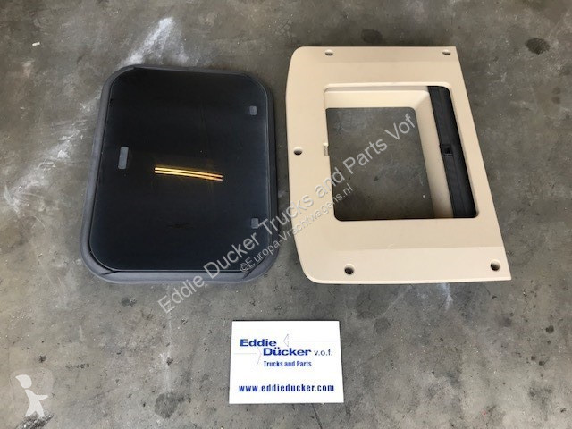 قطع غيار الآليات الثقيلة Mercedes A 0008305842...