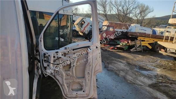 Vrachtwagenonderdelen Iveco Porte pour camion...