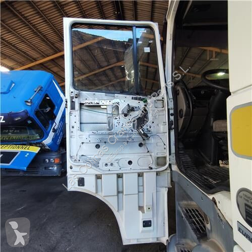 Náhradní díly pro kamiony DAF Porte pour camion