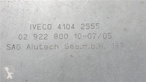 Náhradní díly pro kamiony Iveco Réservoir de...