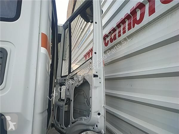 Náhradní díly pro kamiony Iveco Porte Puerta...