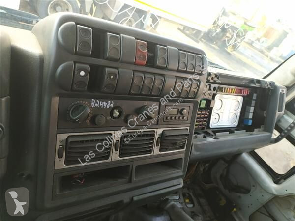 Reservdelar lastbilar Iveco Tableau de bord...