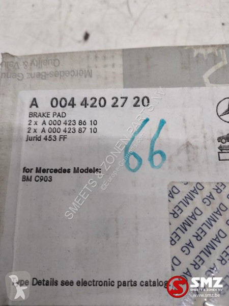 Reservdelar lastbilar Mercedes Set remblokken...