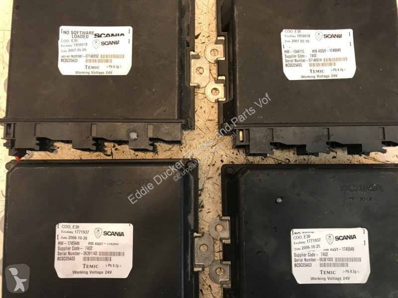 Pezzi di ricambio per mezzi pesanti Scania...