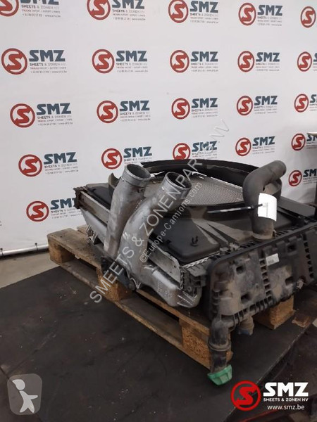 Ricambio per autocarri Mercedes Occ radiator +...