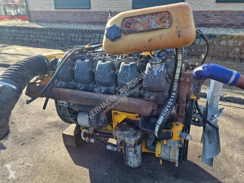 قطع غيار الآليات الثقيلة Mercedes OM423
