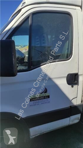 Vrachtwagenonderdelen Iveco Porte pour camion...