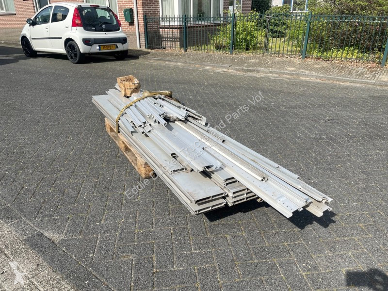 Reservedele til lastbil Schmitz Cargobull...