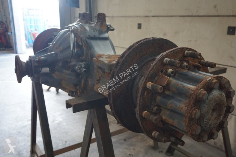Reservdelar lastbilar Mercedes R440-13A/C22.5...