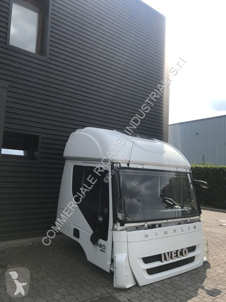 Pezzi di ricambio per mezzi pesanti Iveco...