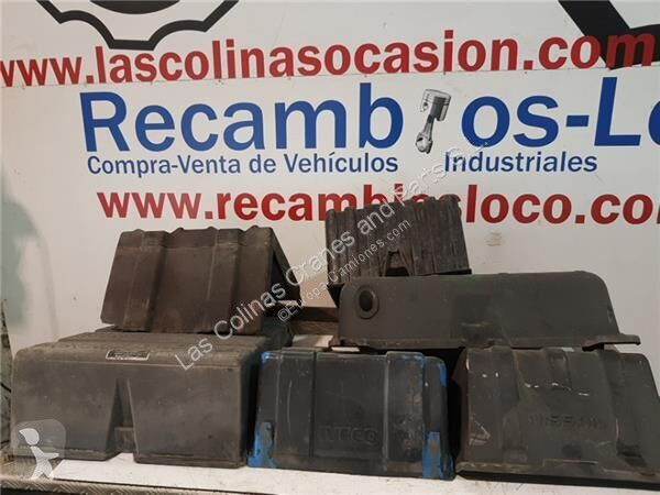 Vrachtwagenonderdelen Iveco Boîtier de batterie...