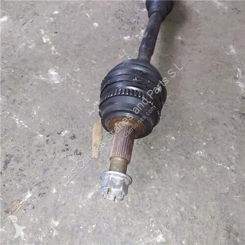 قطع غيار الآليات الثقيلة Renault Palier Derecho...