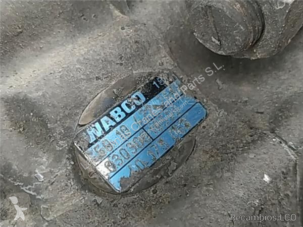 Pièces poids lourds Renault Ãtrier de frein...