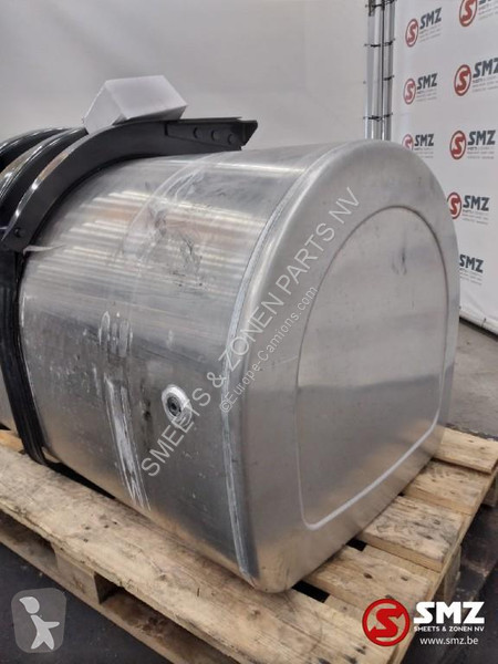 Vrachtwagenonderdelen Volvo brandstoftank 405 L...