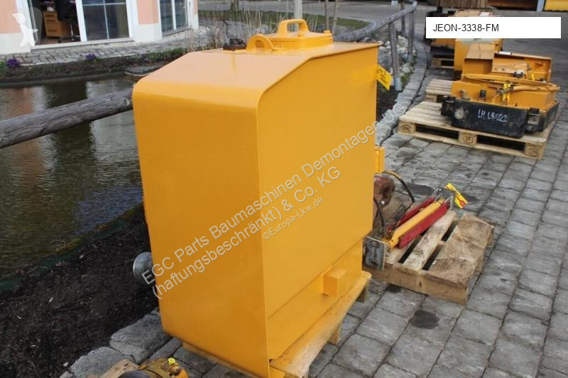 Pièces poids lourds Liebherr Réservoir de...