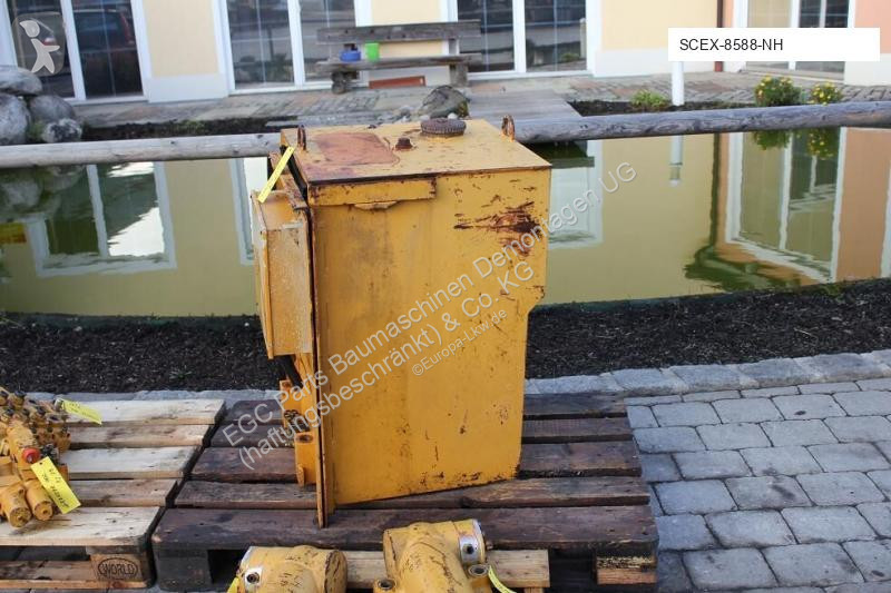 Pièces poids lourds Liebherr Réservoir de...