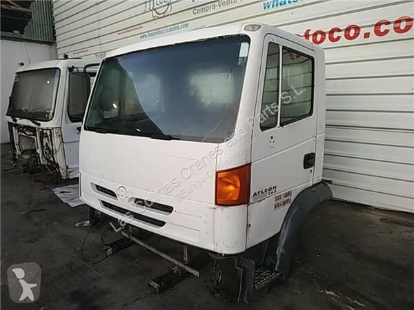 Pièces poids lourds Nissan Réservoir...