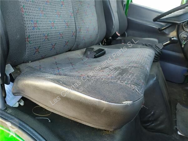 Reservedele til lastbil Nissan Siège pour...