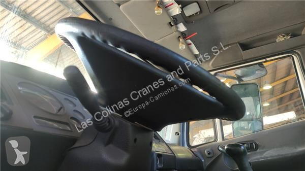 Náhradní díly pro kamiony Nissan Volant pour...