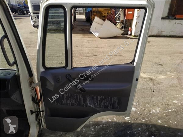 Ricambio per autocarri Nissan Porte Puerta...