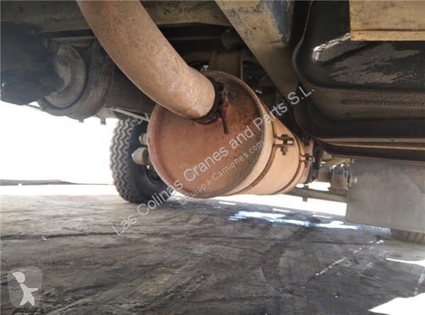 Pièces poids lourds Nissan Pot d'échappement...