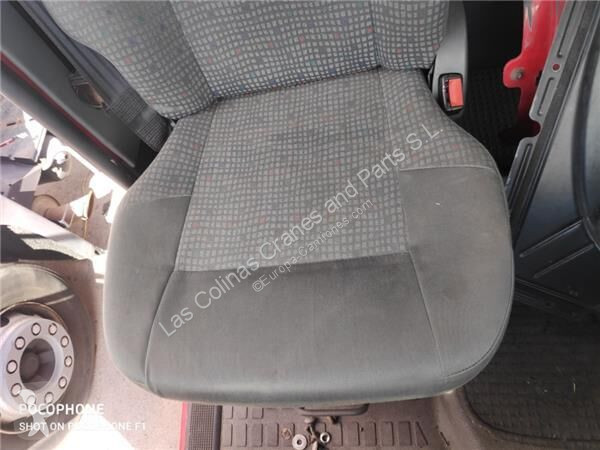 Náhradní díly pro kamiony Volvo Siège Asiento...