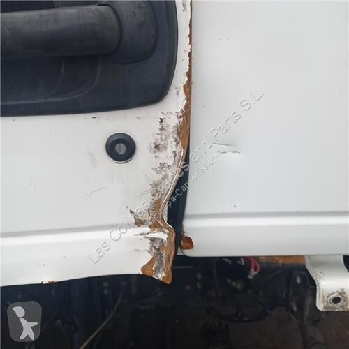 Náhradní díly pro kamiony Nissan Porte Puerta...