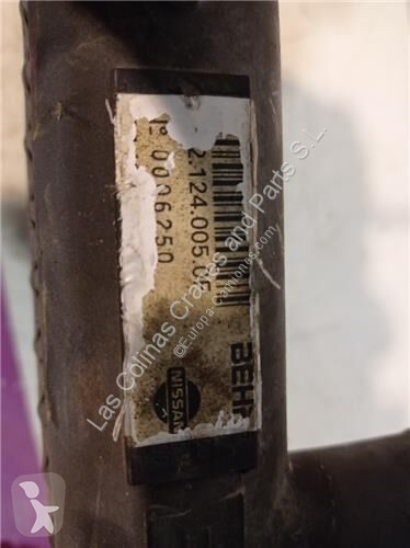 Pièces poids lourds Nissan Radiateur de...