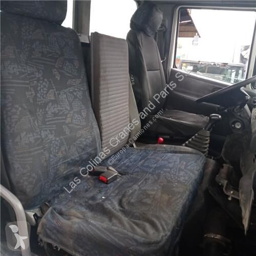Náhradní díly pro kamiony Nissan Siège Asiento...