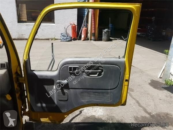 Piese camioane Nissan Porte Puerta Delantera...