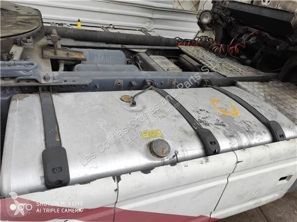 قطع غيار الآليات الثقيلة Scania Réservoir de...
