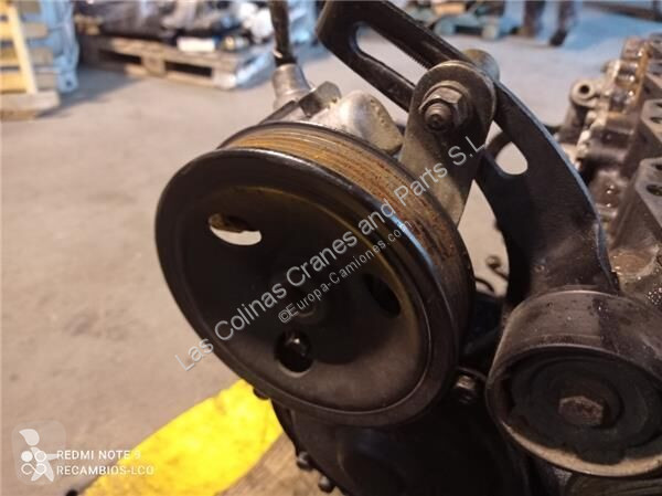 Reservdelar lastbilar Nissan Pompe de direction...