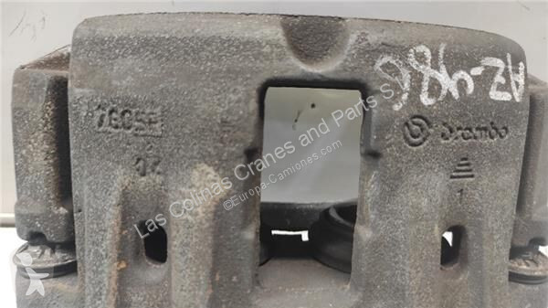 Pièces poids lourds Nissan Étrier de frein...