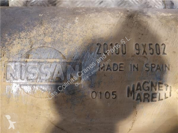 Pièces poids lourds Nissan Pot d'échappement...