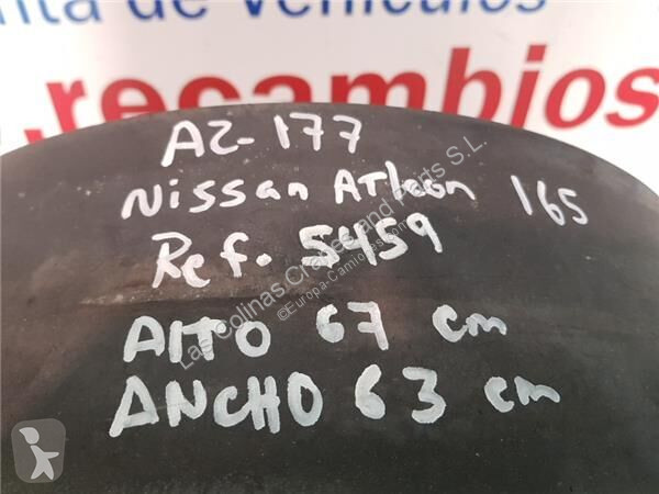 Pièces poids lourds Nissan Radiateur de...