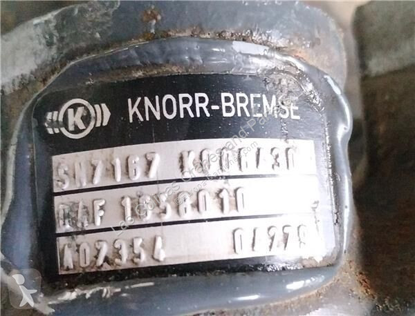 Pièces poids lourds DAF Étrier de frein...