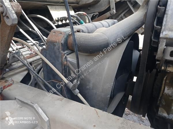 Pièces poids lourds Nissan Radiateur de...