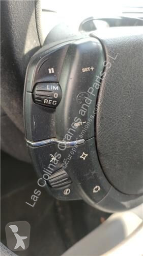 Reservdelar lastbilar  Volant pour voiture...