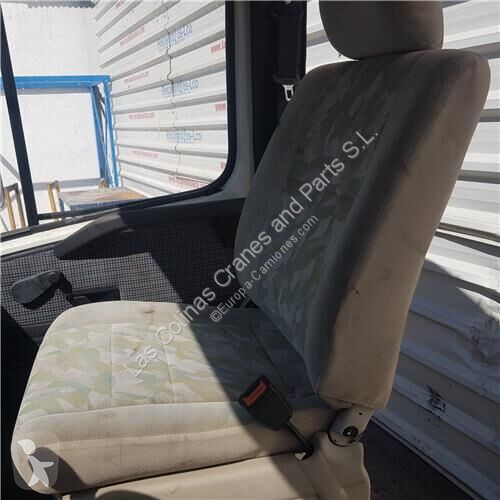 Náhradní díly pro kamiony Siège Asiento...