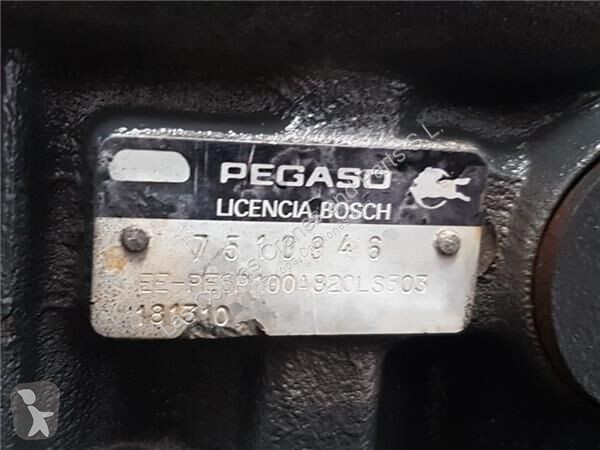 Reservdelar lastbilar Pegaso Pompe à carburant...