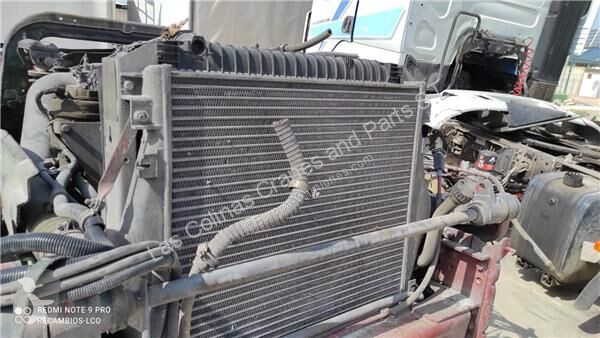 Pièces poids lourds Iveco Radiateur de...