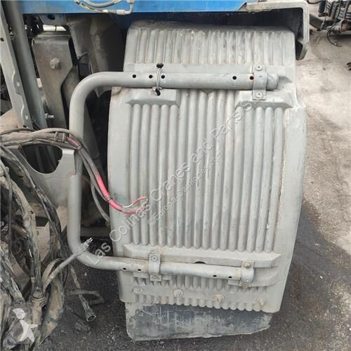 Reservdelar lastbilar Volvo Garde-boue Barra...