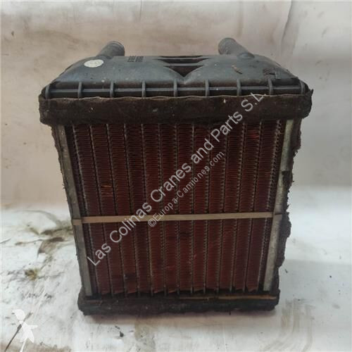 Pièces poids lourds Nissan Radiateur de...