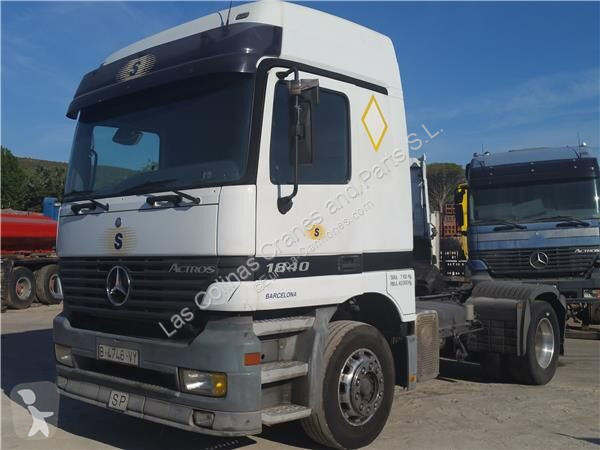 Reservdelar lastbilar Garde-boue Paragolpes...