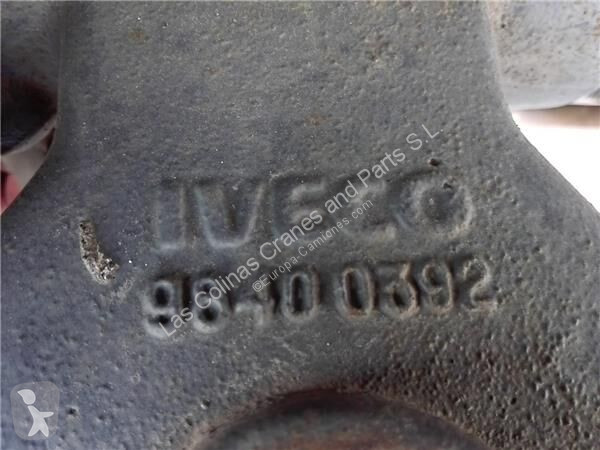 Reservdelar lastbilar Iveco Crochet d'attelage...
