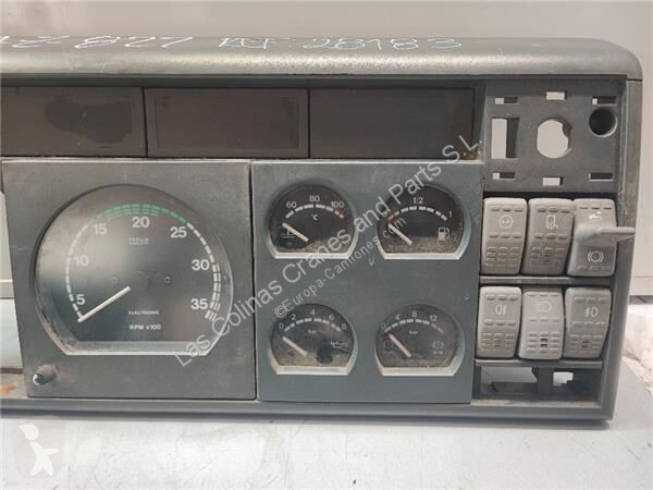 Reservdelar lastbilar Iveco Tableau de bord...