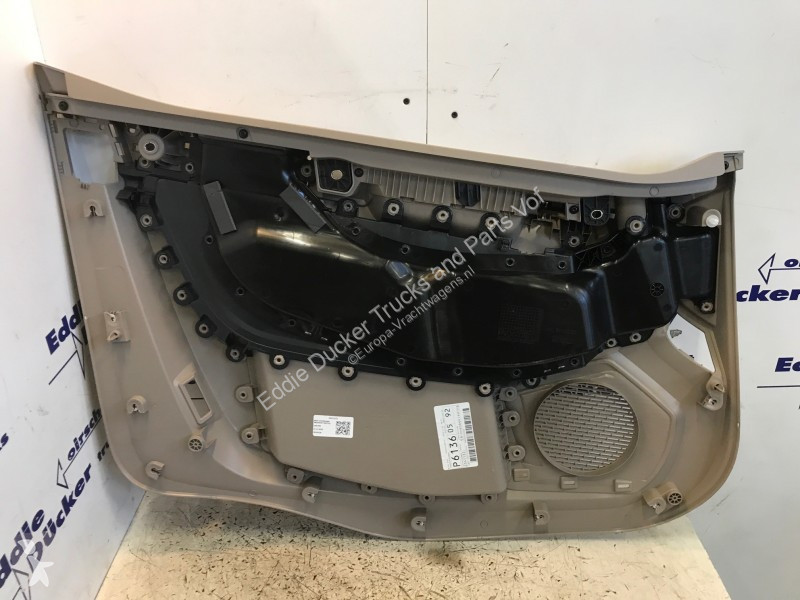 Vrachtwagenonderdelen DAF 2341132 DOORPANEL RH...