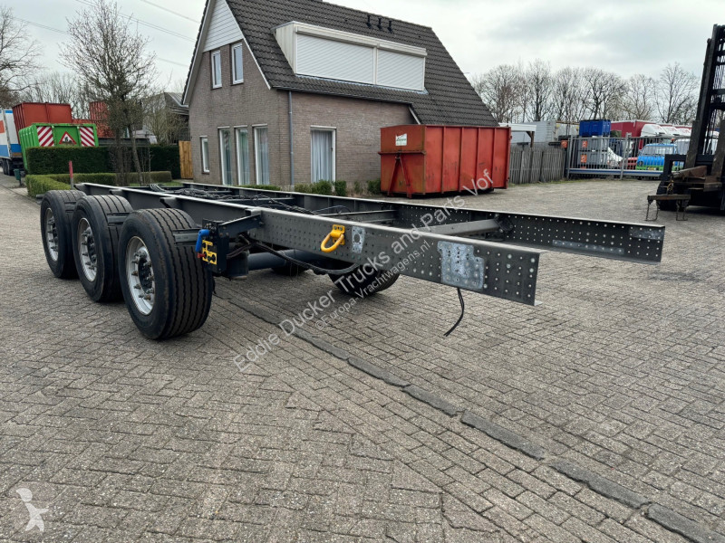 Vrachtwagenonderdelen Schmitz Cargobull 3 AXLE...