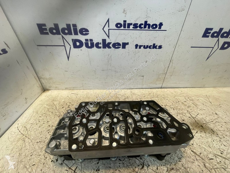 Pièces poids lourds DAF 2033483-2425027 VALVE...